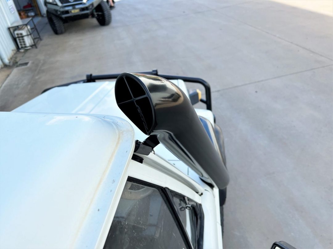 HDJ79 Series 4" Snorkel - Image 6