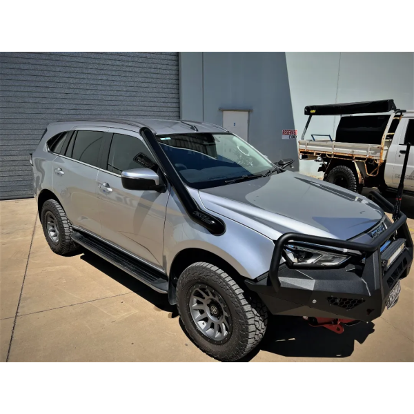 ISUZU MUX MY21 ON 4″ SNORKEL