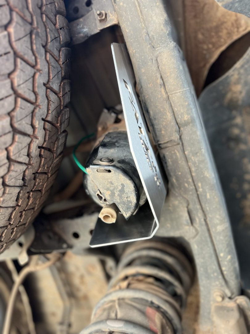 300 Series Fuel Filter Guard - Image 7