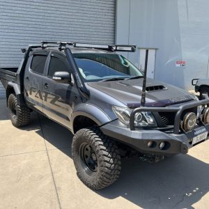 N70 Toyota Hilux 4" Short Entry Snorkel